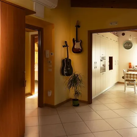 Lägenhet Il Glicine A