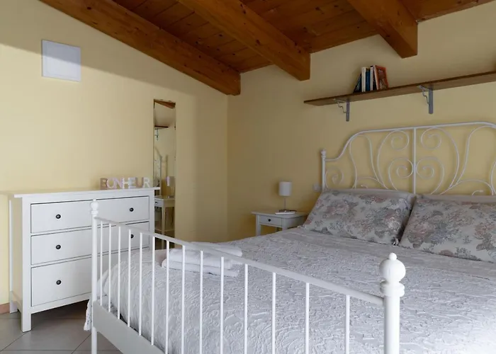 Il Glicine A Apartmán Pesaro